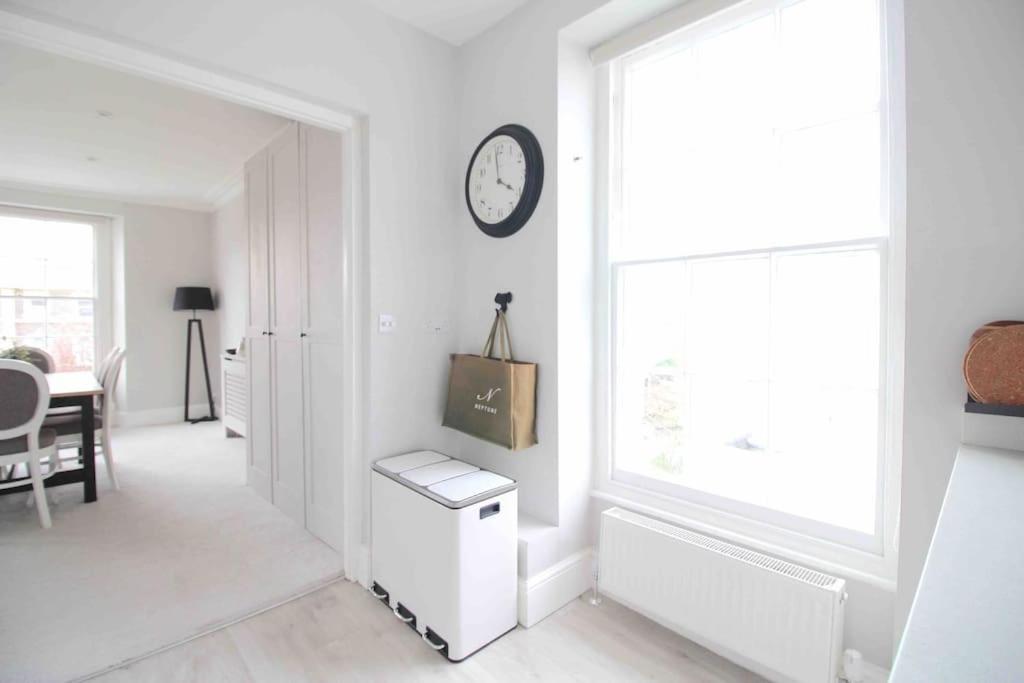 Beautiful Top Floor Clifton Apartment Bristol Luaran gambar