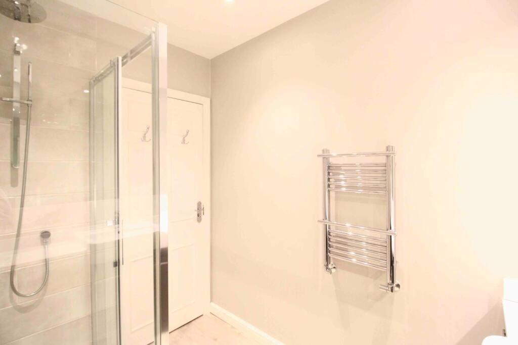Beautiful Top Floor Clifton Apartment Bristol Luaran gambar